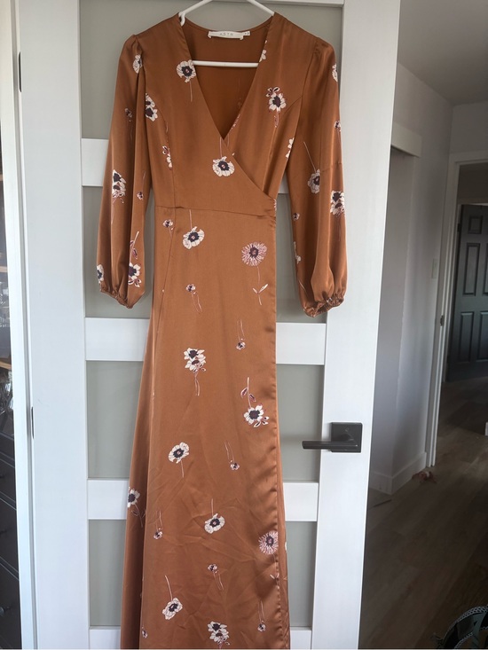 Astr Dresses & Skirts - ASTR the label wrap maxi dress